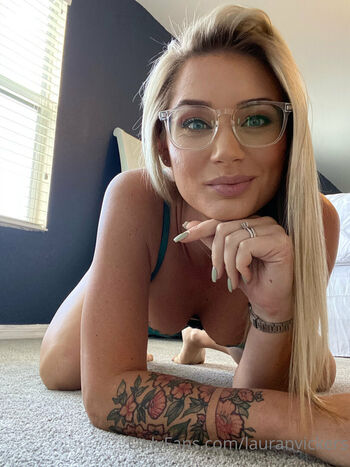 Leaked Lauranvickers private photo viral onlyfans