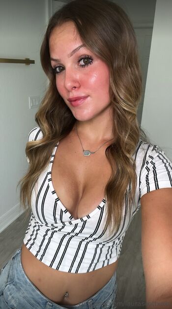 Leaked Laurascottxoxo private photo viral onlyfans