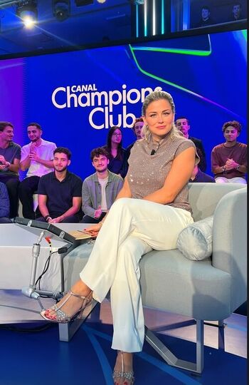 Leaked Laure boulleau private photo viral onlyfans