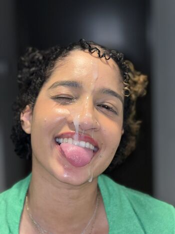 Leaked Laureenyako private photo viral onlyfans
