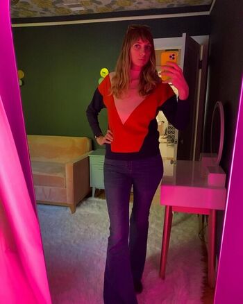 Leaked Lauren lapkus page private photo viral onlyfans