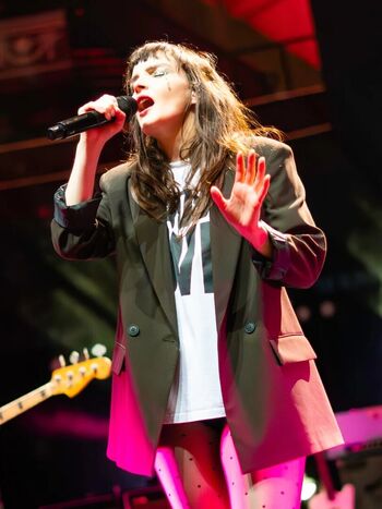 Leaked Lauren mayberry page private photo viral onlyfans