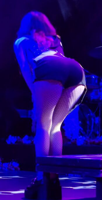 Leaked Lauren mayberry page private photo viral onlyfans