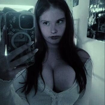 Leaked Laurenre private photo viral onlyfans