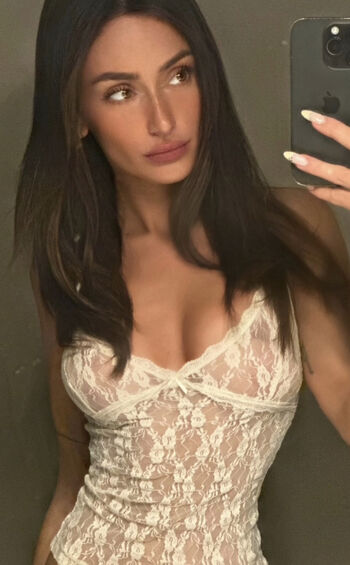 Leaked Laurie zanoletti private photo viral onlyfans