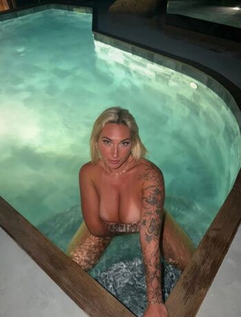 Leaked Laurine   page private photo viral onlyfans