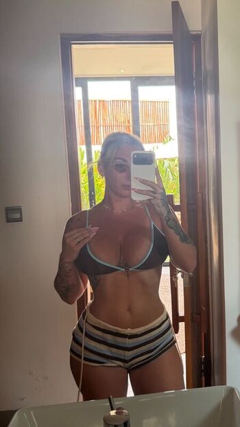 Leaked Laurine private photo viral onlyfans
