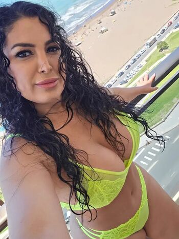 Leaked Laurisweet private photo viral onlyfans