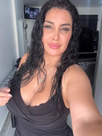 Leaked Laurisweet private photo viral onlyfans