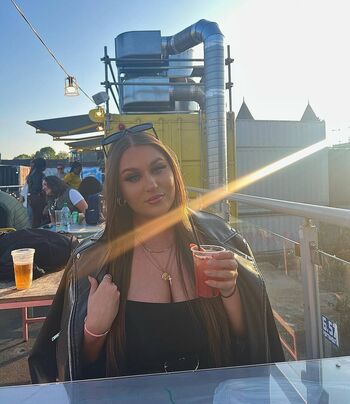 Leaked Laurraaa m page private photo viral onlyfans