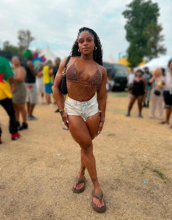 Leaked Lauwenciaa page private photo viral onlyfans
