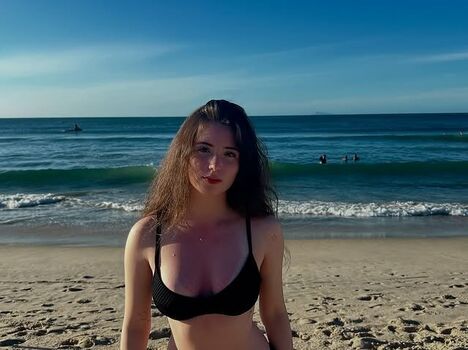 Leaked Laviniasouzalp private photo viral onlyfans