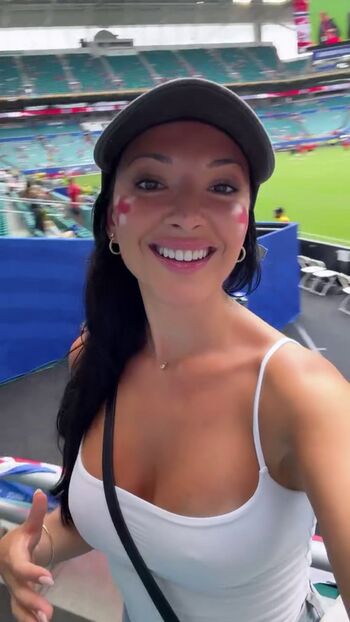 Layah Heilpern