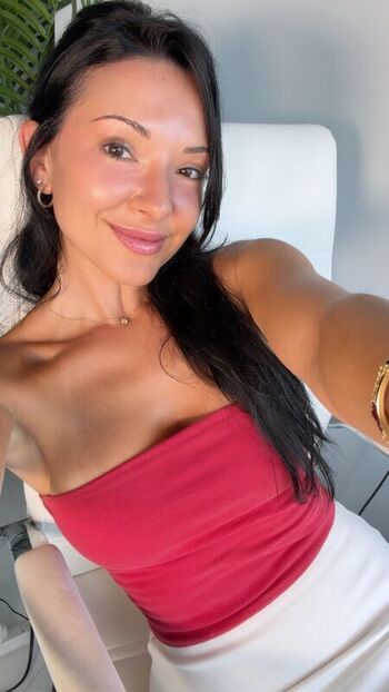 Layah Heilpern