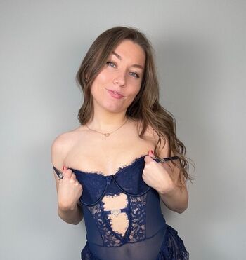 Layla Brooks