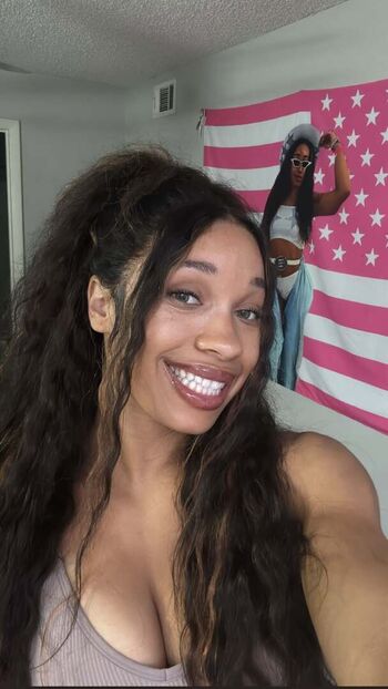 Leaked Layla diggs private photo viral onlyfans