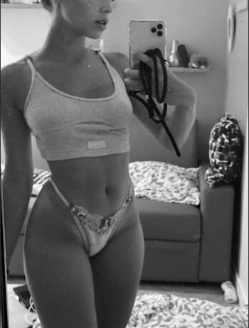 Leaked Lea abp private photo viral onlyfans