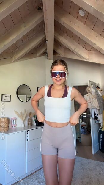 Leaked Lea alena private photo viral onlyfans
