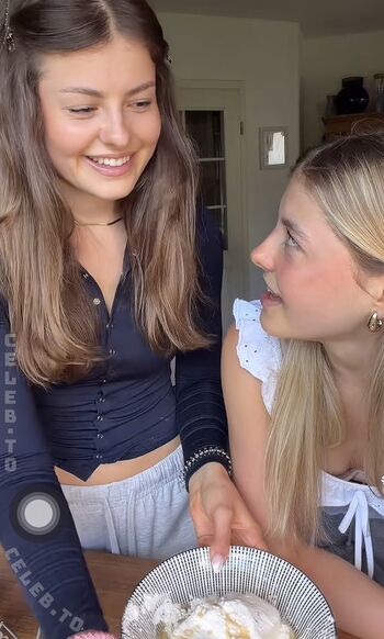 Leaked Lea alena private photo viral onlyfans