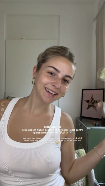 Leaked Lea breuer private photo viral onlyfans