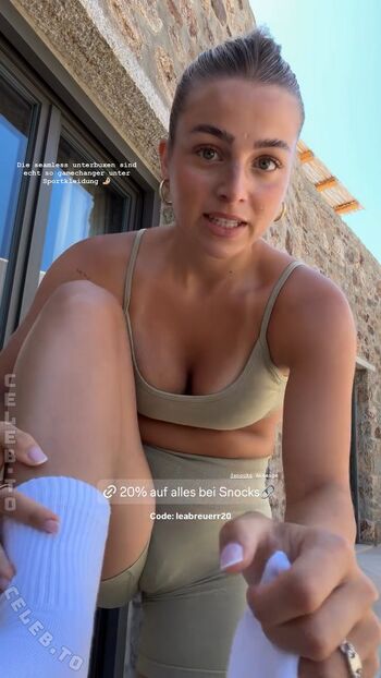 Leaked Lea breuer private photo viral onlyfans