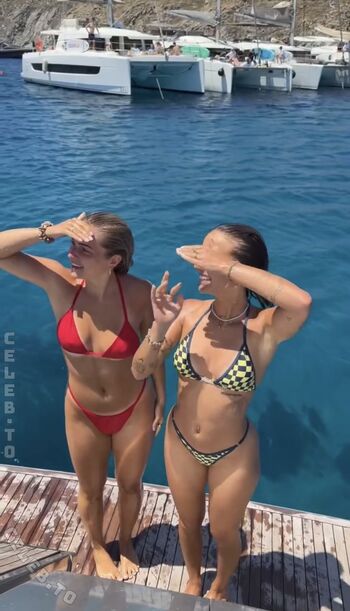 Leaked Lea breuer private photo viral onlyfans