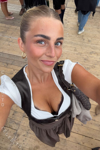 Leaked Lea breuer private photo viral onlyfans