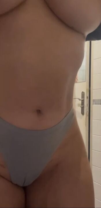 Leaked Lea debb private photo viral onlyfans
