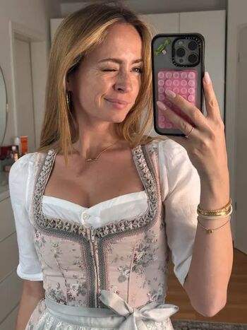 Leaked Lea katharina private photo viral onlyfans