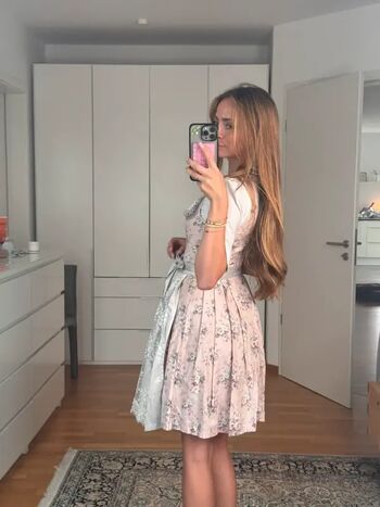 Leaked Lea katharina private photo viral onlyfans
