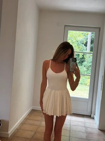 Leaked Lea katharina private photo viral onlyfans