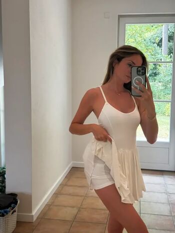 Leaked Lea katharina private photo viral onlyfans
