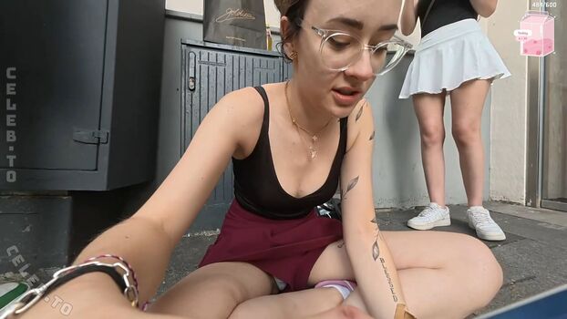 Leaked Lea klein private photo viral onlyfans