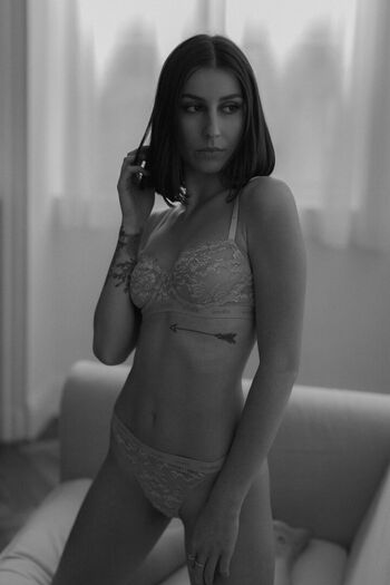 Leaked Lea kratter private photo viral onlyfans