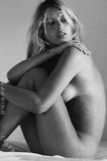 Leaked Lea mohr page private photo viral onlyfans