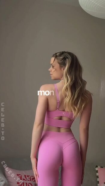 Leaked Lea peach  page private photo viral onlyfans