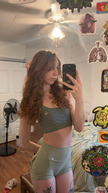 Leaked Leafyem private photo viral onlyfans