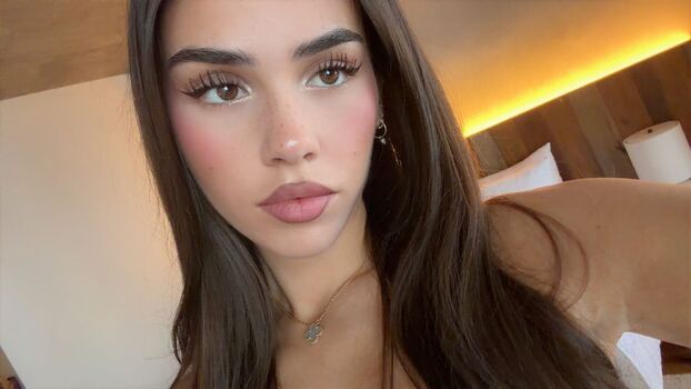 Leaked Leah halton page private photo viral onlyfans