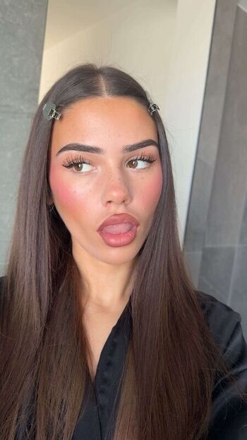 Leah Halton