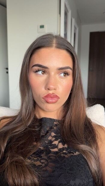 Leah Halton