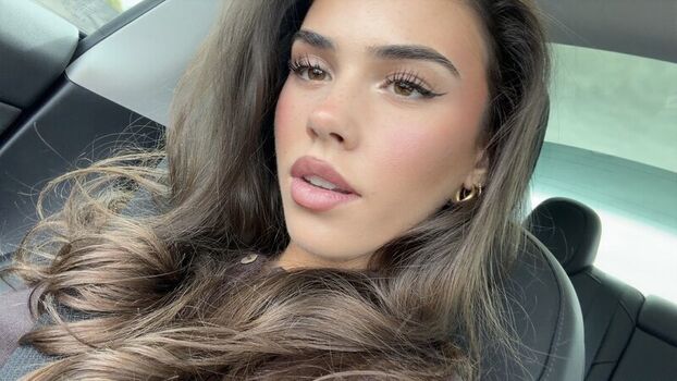 Leaked Leah halton page private photo viral onlyfans