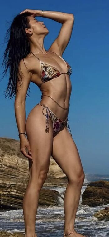 Leaked Leah lewis page private photo viral onlyfans