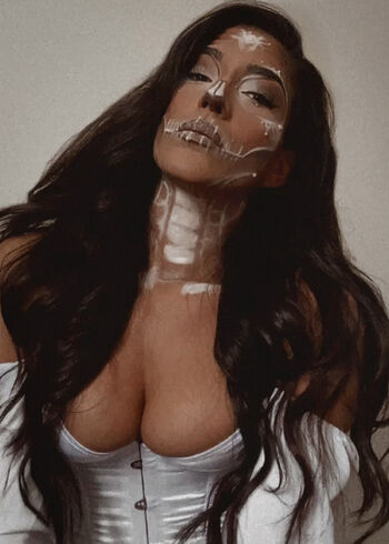 Leaked Leah shutkever page private photo viral onlyfans
