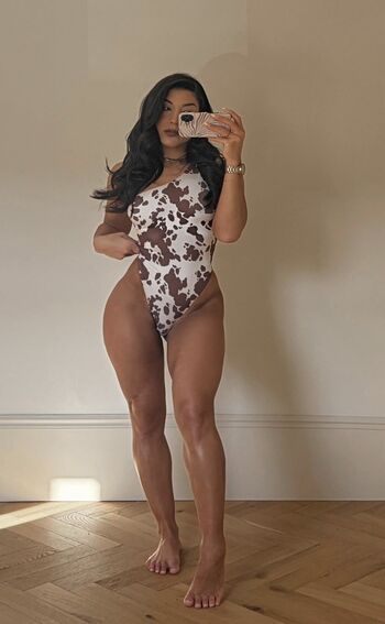 Leaked Leah shutkever private photo viral onlyfans