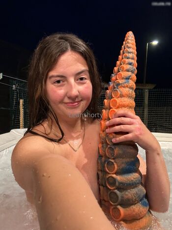 Leaked Leahshorty private photo viral onlyfans
