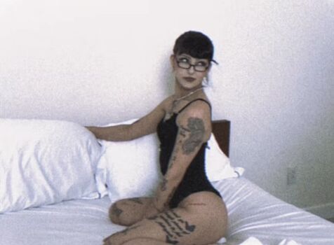Leaked Leanababey private photo viral onlyfans