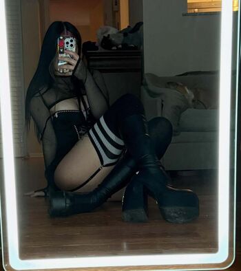 Leaked Left fordread page private photo viral onlyfans