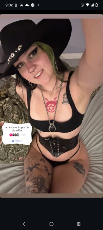 Leaked Left fordread page private photo viral onlyfans