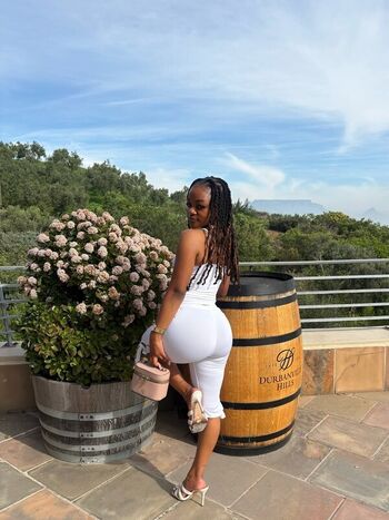 Leaked Leigh mag private photo viral onlyfans