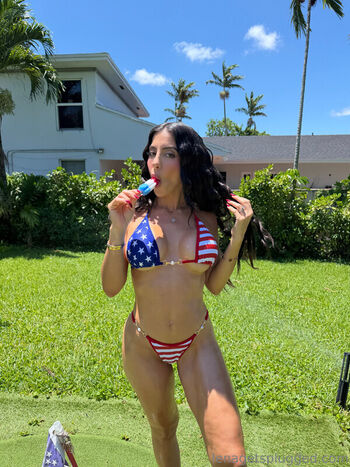Lena The Plug